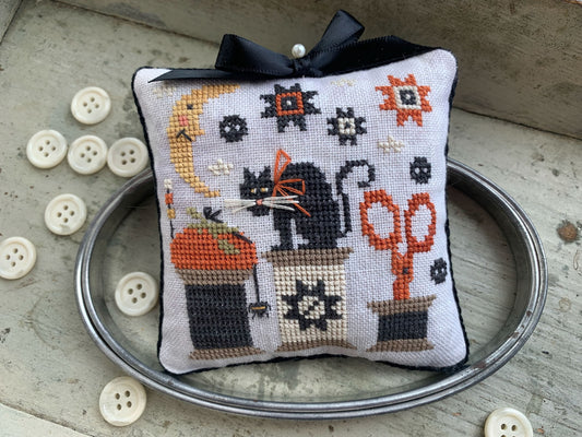 Halloween Spools Pinkeep